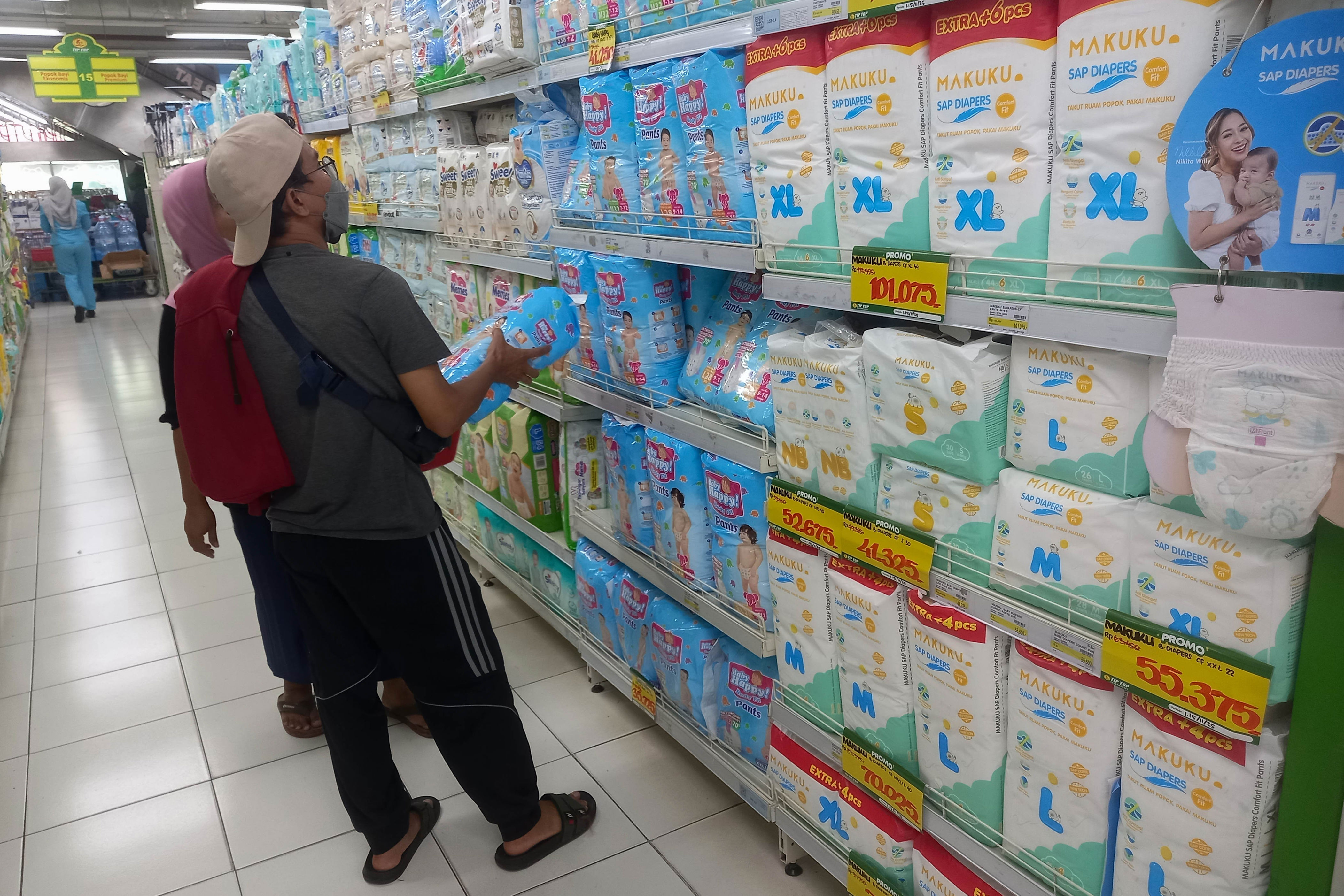 Mengapa Kemenkeu Mau Pajaki Popok dan Tisu Basah