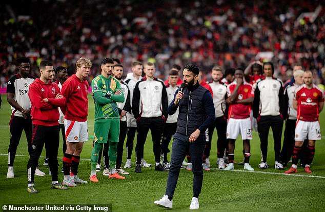 Nombrado: La estrella del Manchester United de 51 millones de libras, Ruben Amorim, ‘reprendido frente a sus compañeros de equipo’