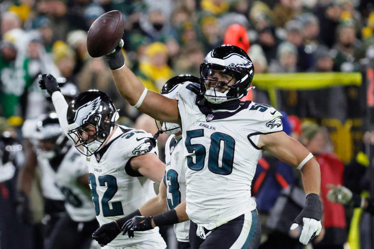 El productivo debut de Jaelan Phillips con los Eagles lidera una defensa dominante en la victoria 10-7 sobre los Packers