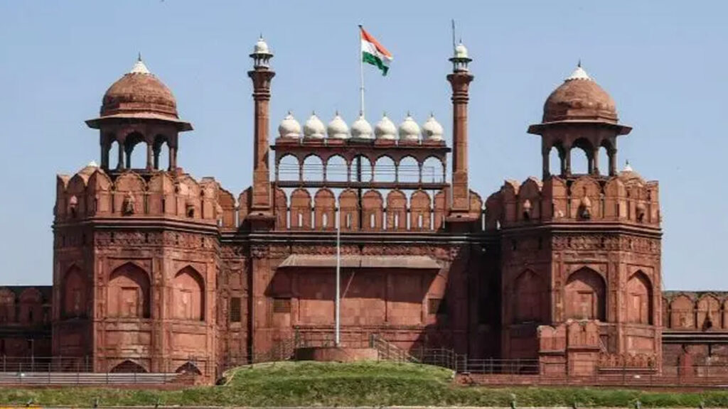 Red Fort: మూడు రోజుల పాటు ఎర్ర‌కోట బంద్‌