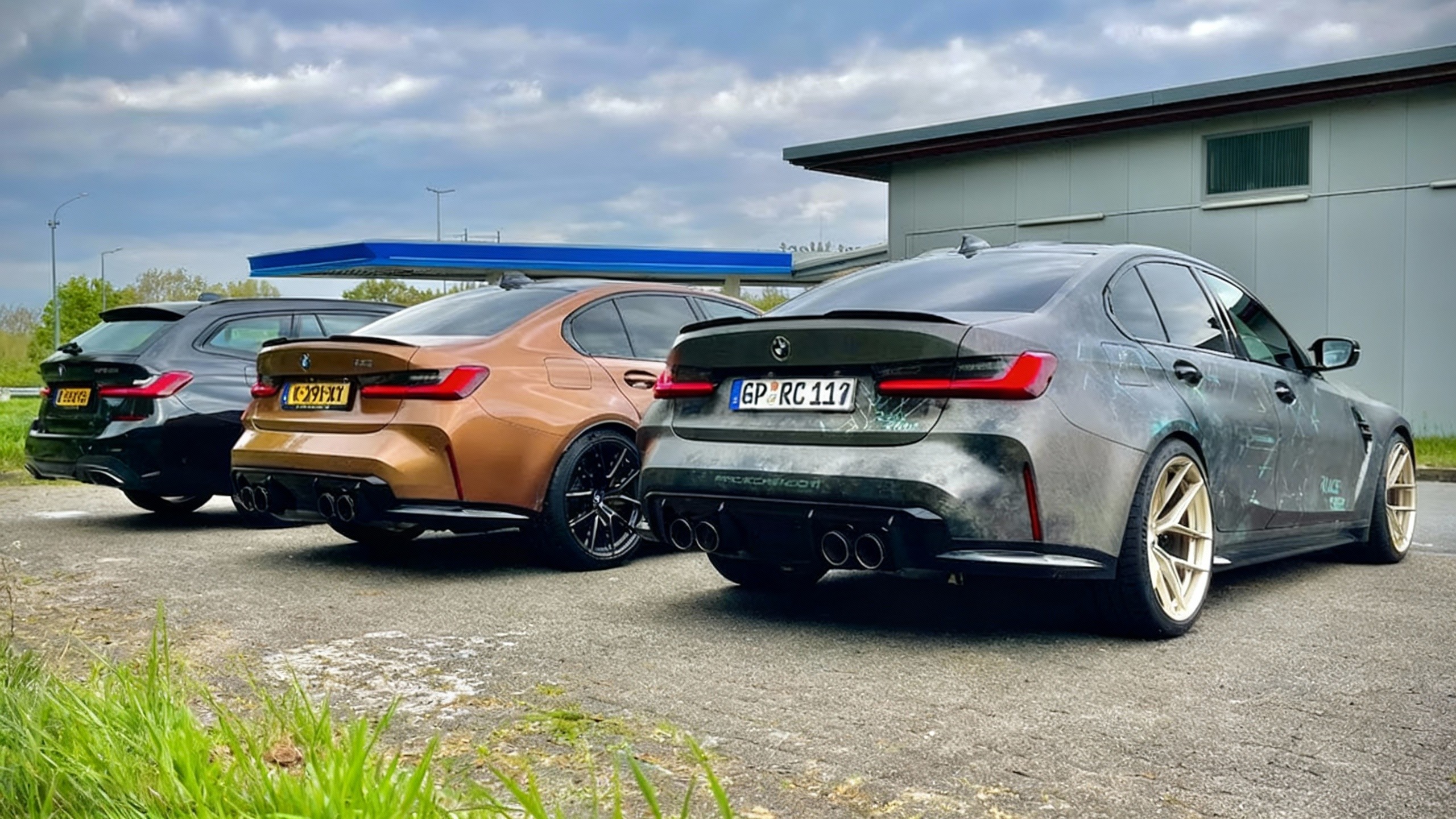 BMW M3 performance on the Autobahn comparing manual and xDrive driving feel