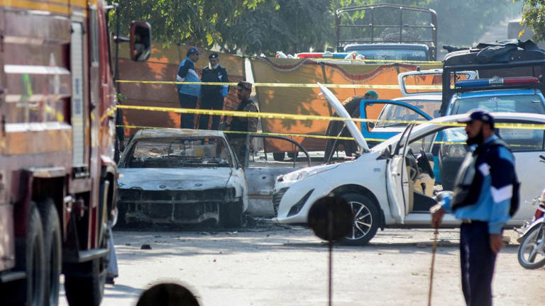 Al menos 12 muertos en una explosión frente a un tribunal en Islamabad, Pakistán