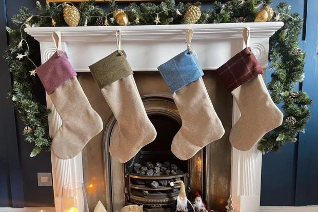 Make your own beautiful wreath at Larmer Tree's Christmas market