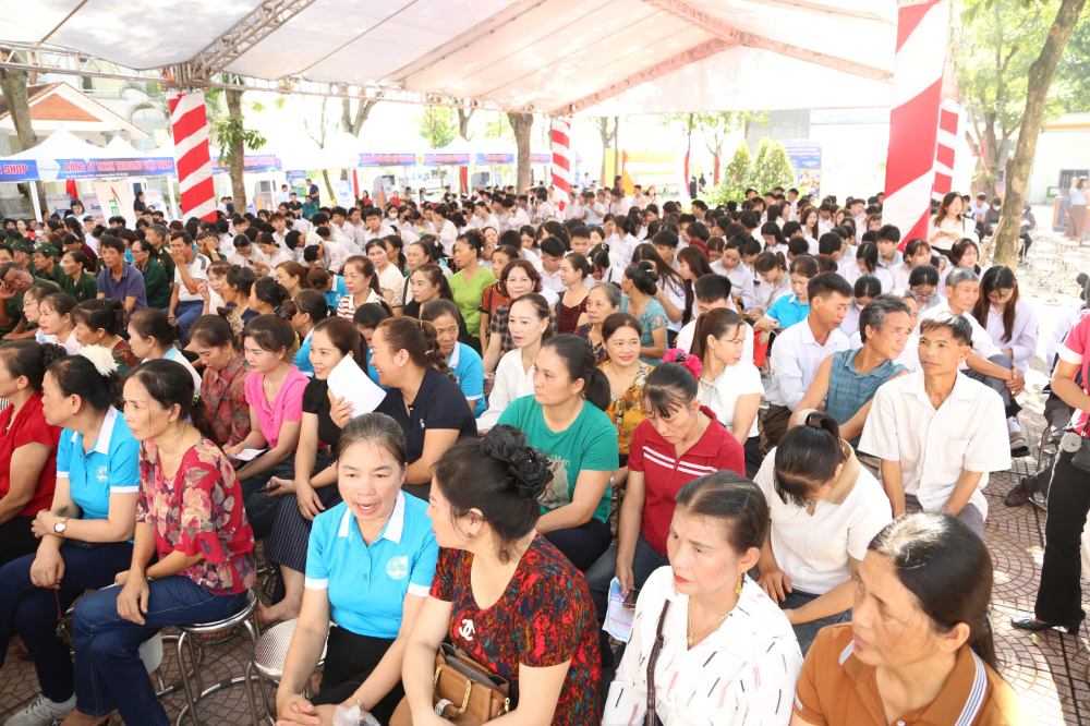 Hà Nội hướng tới mạng lưới an sinh theo nhóm đối tượng đặc thù