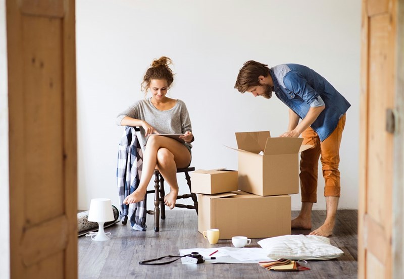 New homeowner allow previous residents to stay for one more week, now ...