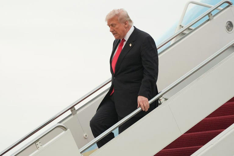 MAGA se vuelve contra Trump cuando dice que EE. UU. necesita 600.000 estudiantes chinos