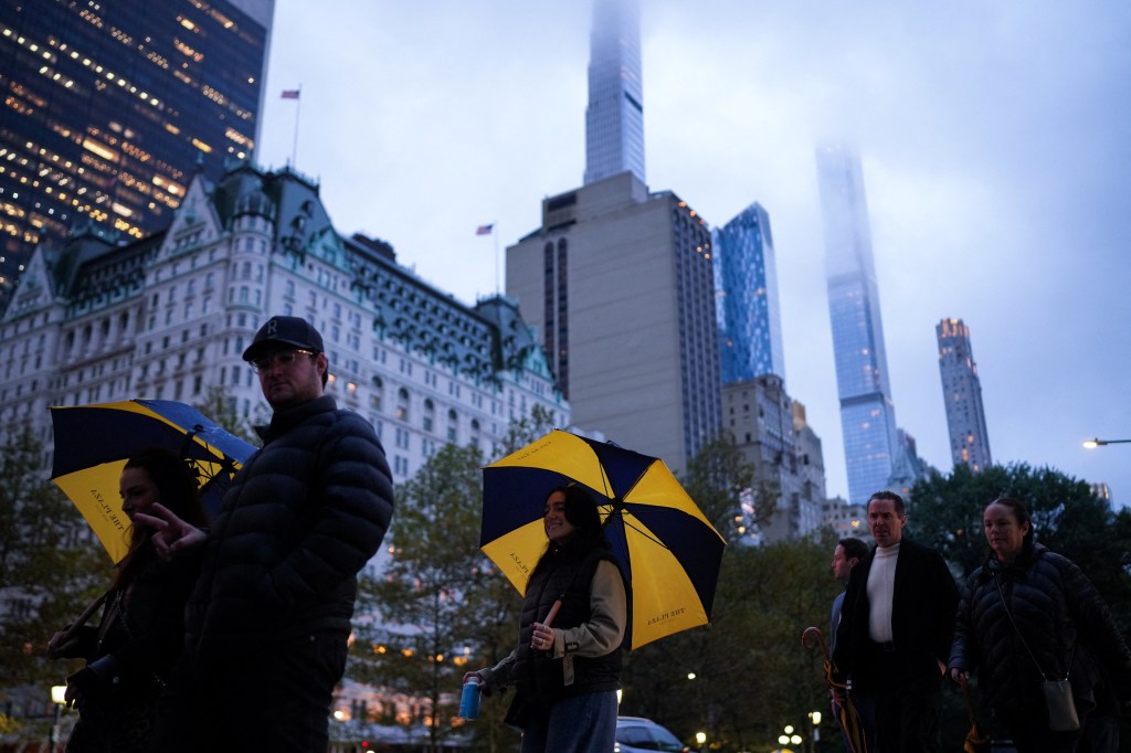 NYC could see its first snow of season today as powerful polar vortex ...