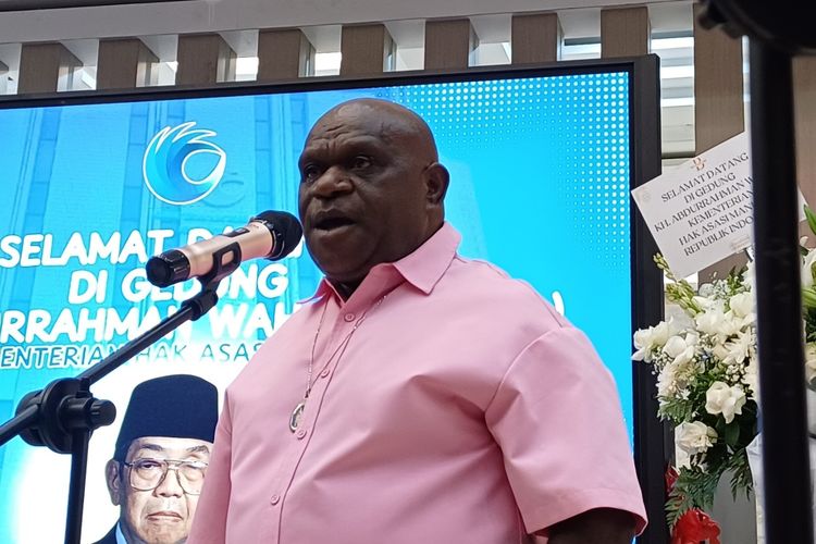 Natalius Pigai: Pemerintah dan Swasta Abai Masalah Bullying