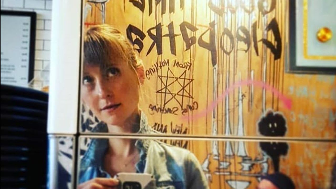 What is NXIVM: The Sex Cult That 'Completely Brainwashed' Allison Mack ...