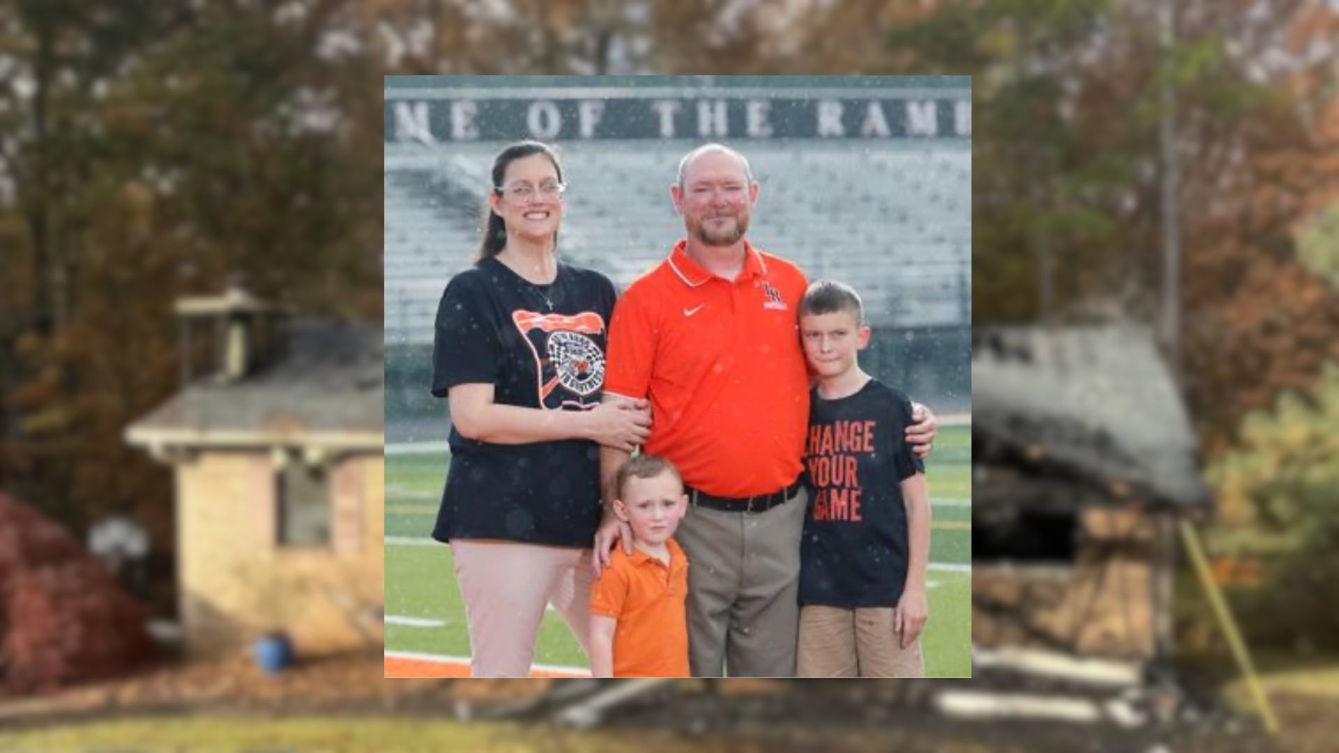 Community rallies around family after Georgia teacher dies in house fire