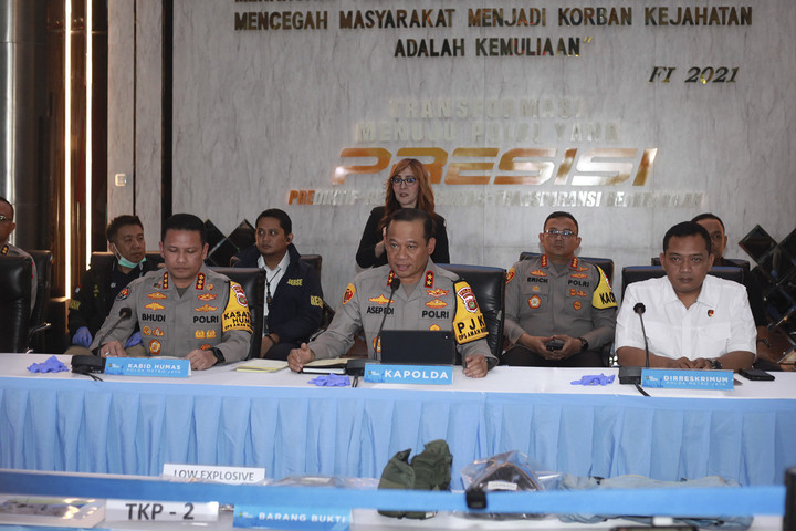 Digifor Polri Periksa Lokasi SMAN 72 Tempat Pelaku Rakit Bom