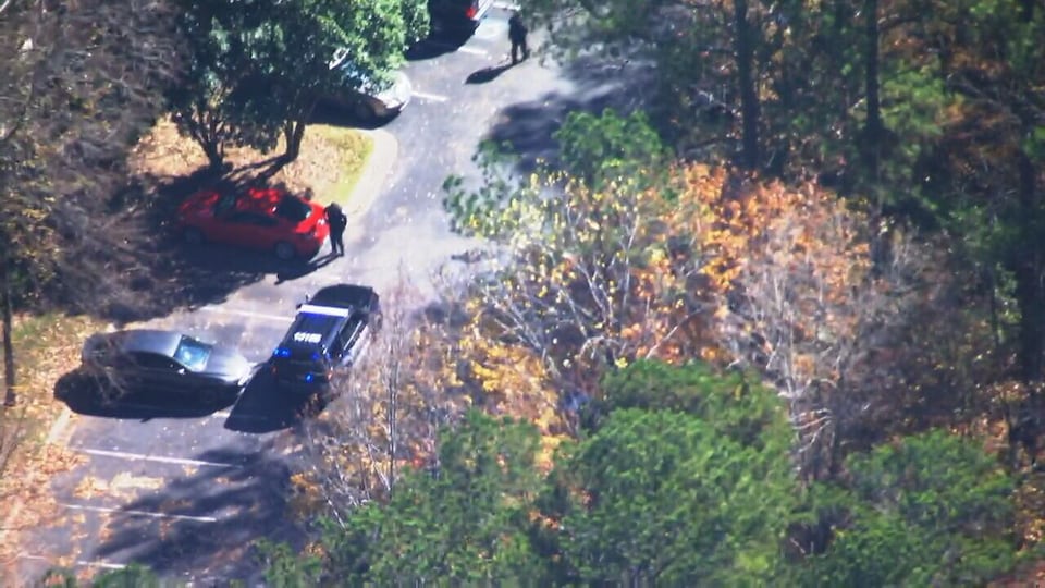 Police searching for suspect after shooting at DeKalb apartment complex