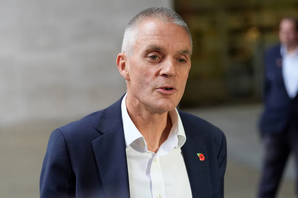 Outgoing BBC executive tells staff to ‘fight’ for journalism without ...