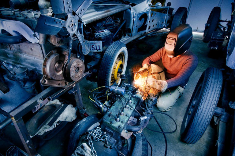 Auto parts CEO tells drivers to ‘stock up’ before Trump tariffs send ...