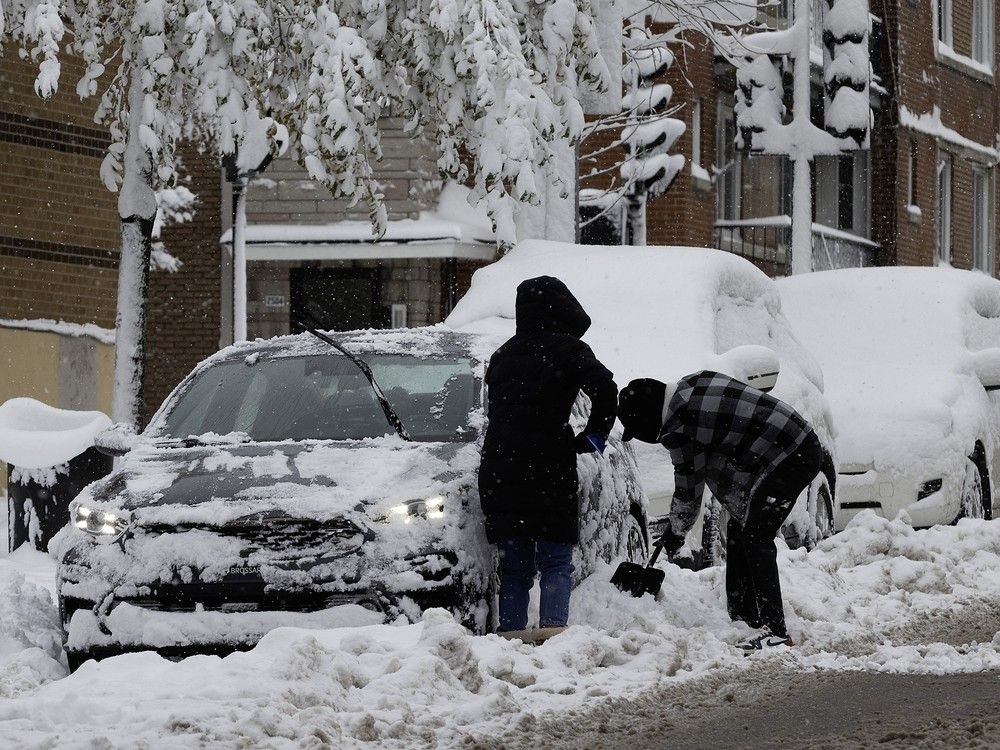 Montreal braces for heavy snow as Environment Canada issues warning