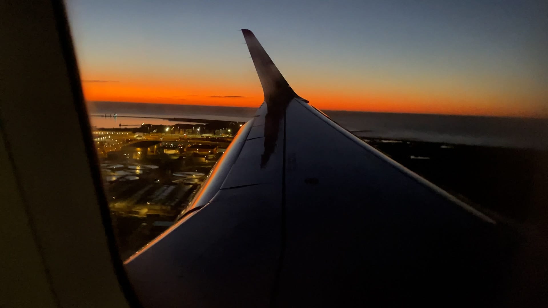 Thanksgiving travel chaos looms as airlines cut flights amid shutdown