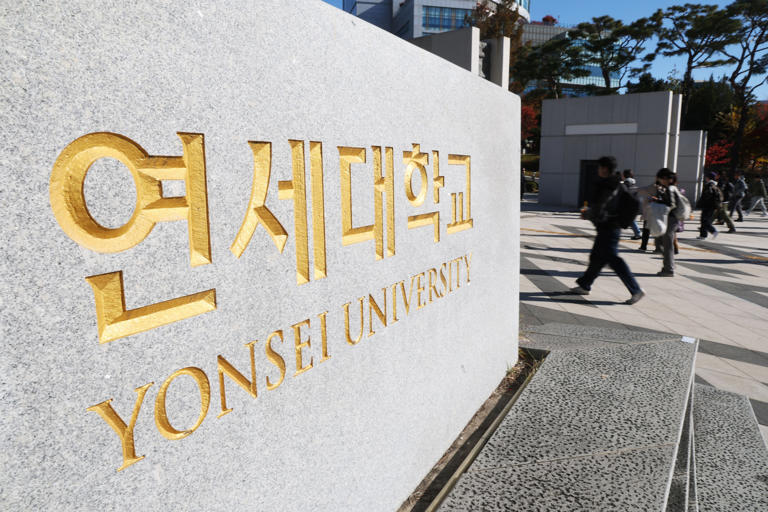 AI Cheating Scandals Show University Adaptation Gaps