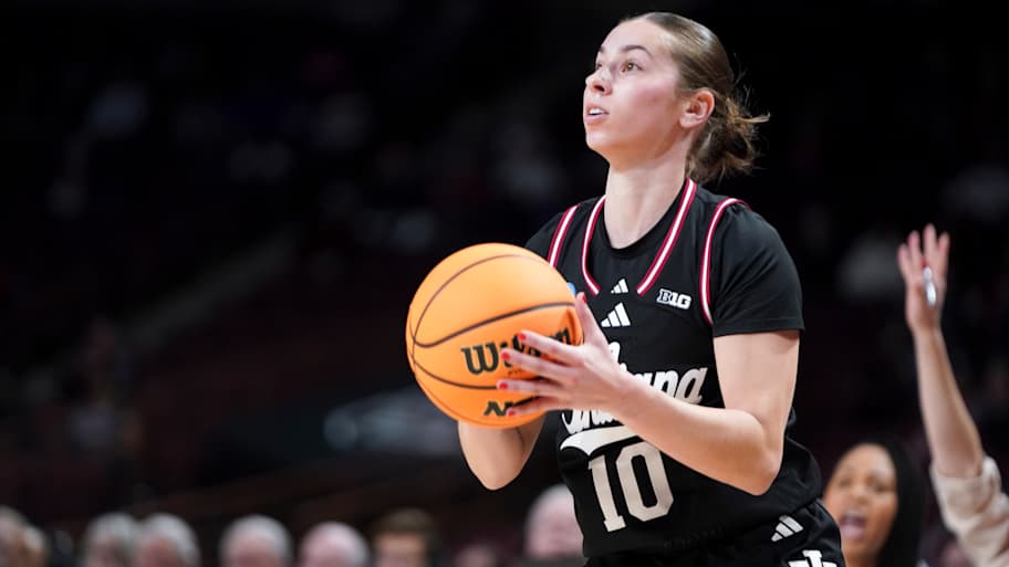 Indiana Sharpshooter Shay Ciezki Picks Up Prestigious Big Ten Award Honors