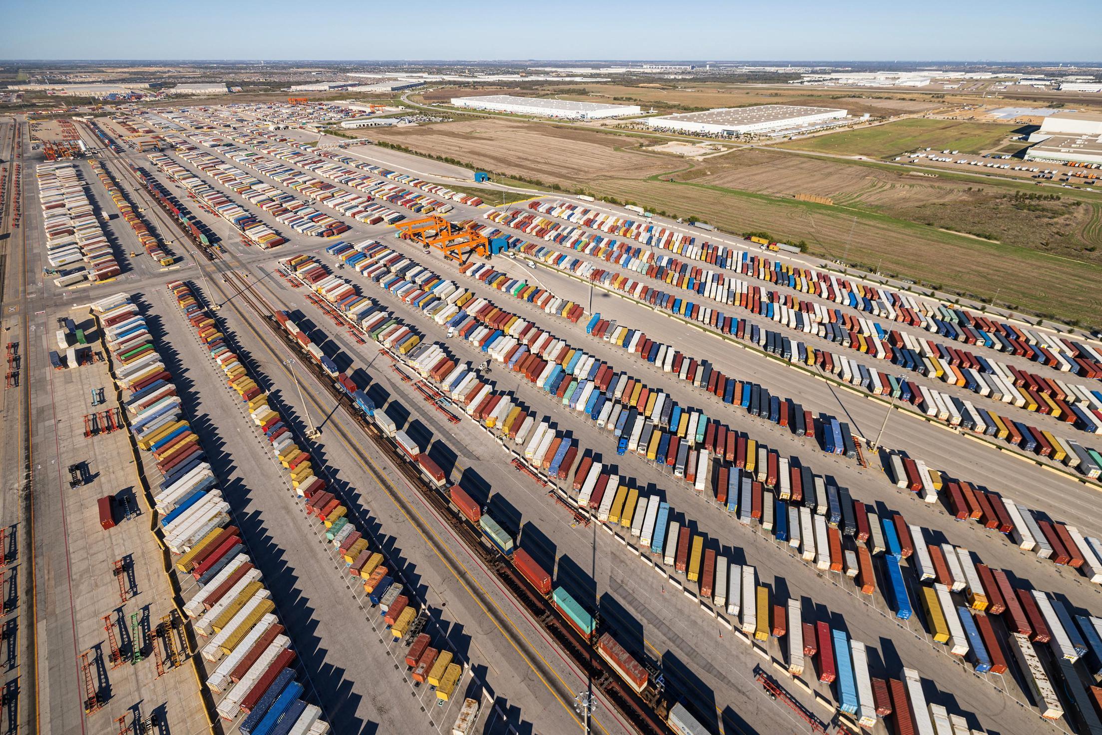 Fort Worth foreign trade experts share insights on tariffs at chamber forum