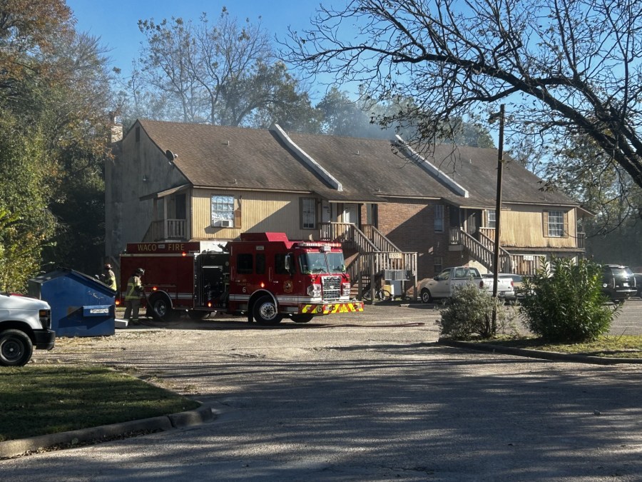 Multiple agencies respond to Memorial Dr. house fire
