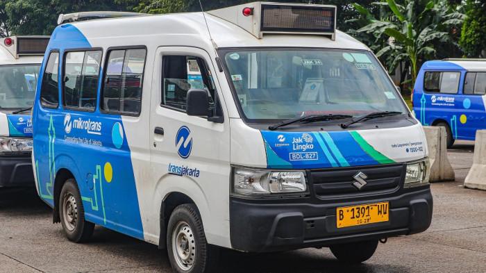 Kecelakaan Maut Pemotor di Jaktim Tewas Dilindas Angkot JakLingko PGC-Cilangkap