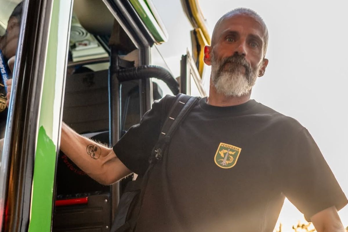 Eduardo Perez Tidak Bisa Membantu Persebaya, Ini 7 Pemain yang Layak Gantikan