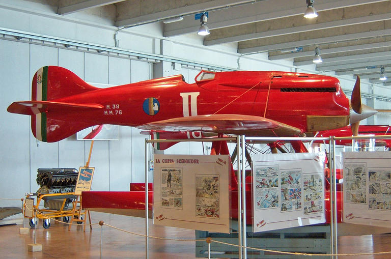 Top 10: Best-looking Italian aeroplanes