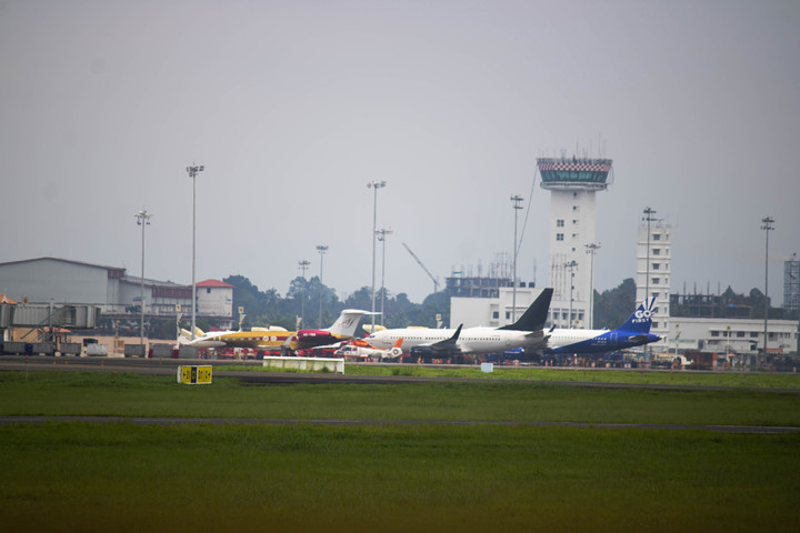 Pertama di Dunia! Bandara Beroperasi Sepenuhnya dengan Tenaga Surya