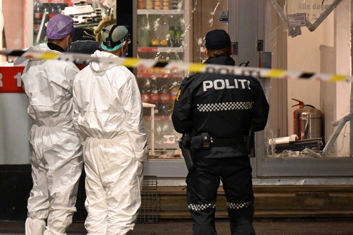 Ransaket på videregående skole etter granatangrep