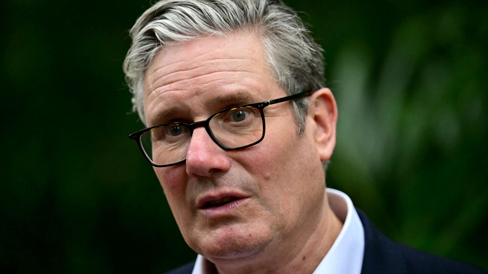 PM to 'fight' attempts to replace him