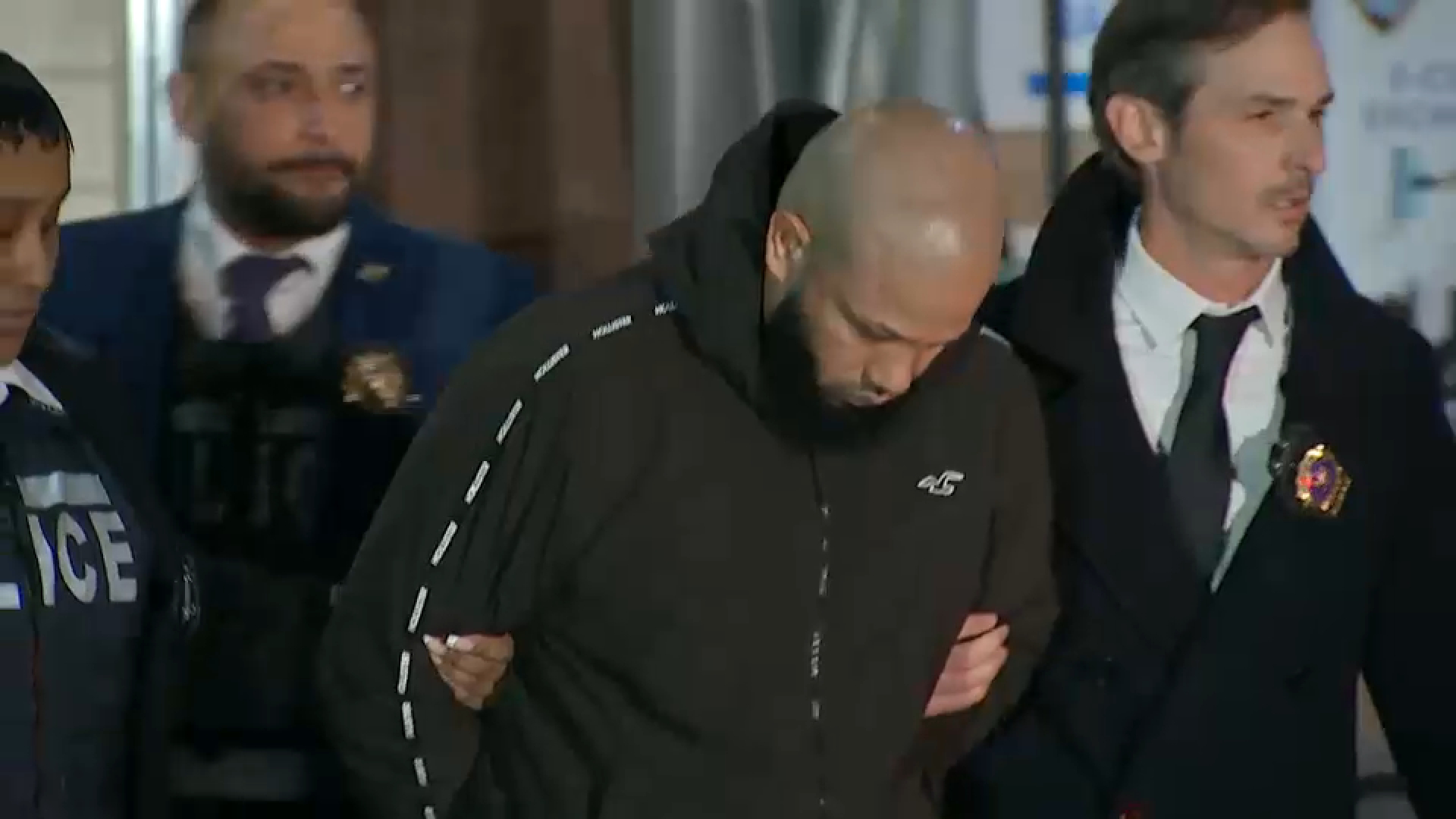 Man arrested, charged with murder in fatal stabbing of woman in Harlem