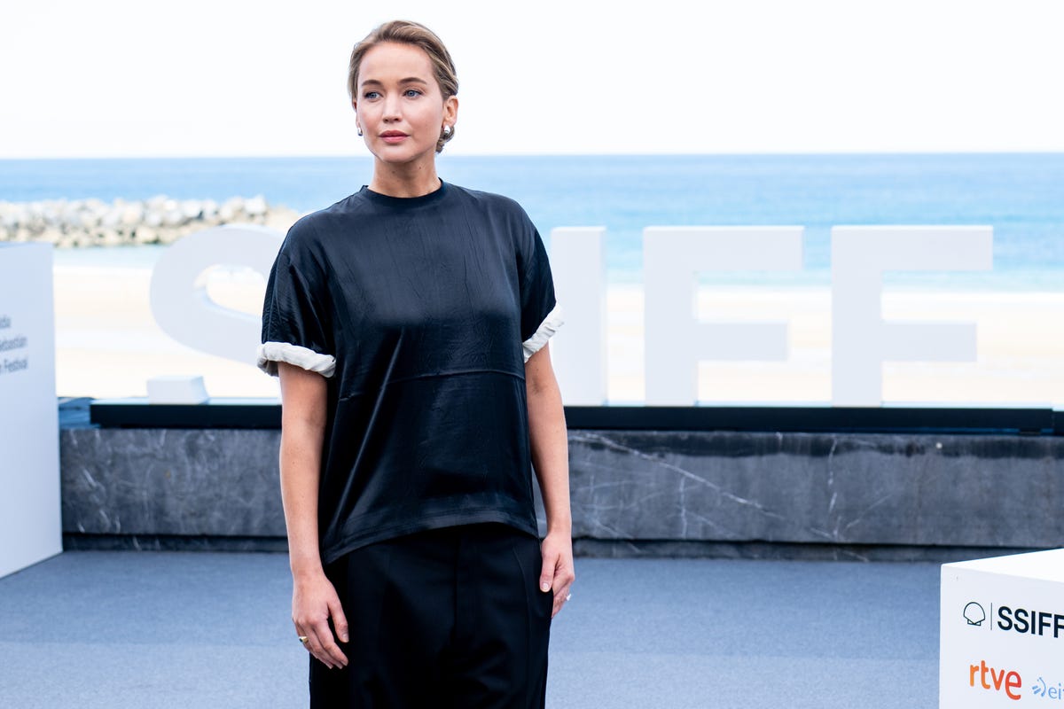 La actriz Jennifer Lawrence, tajante sobre la familia real británica ...