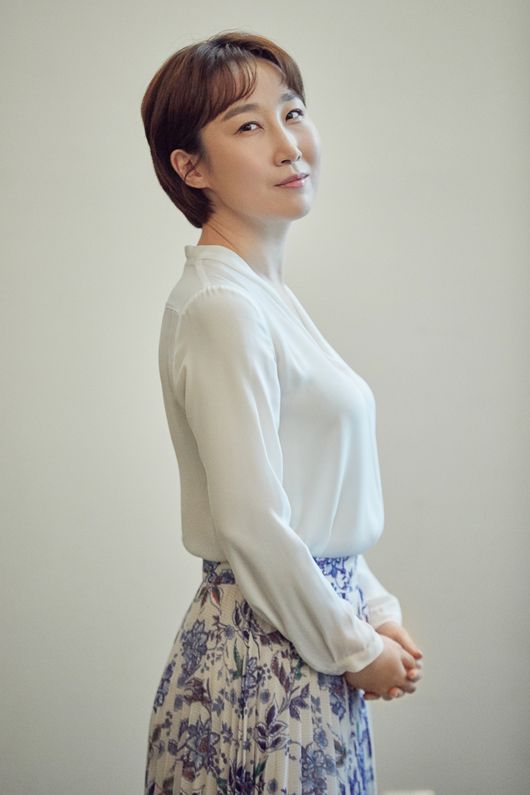 영화 콘크리트 마켓 출연 배우 이재인