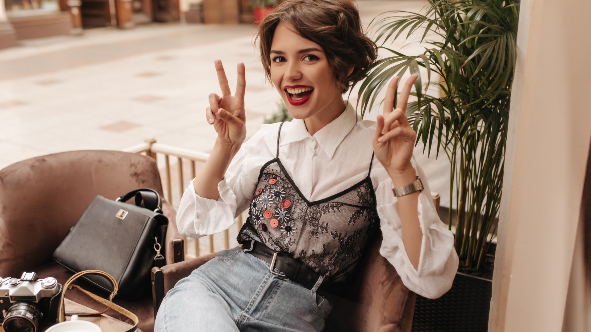 ¿Te gusta la ropa vintage? Según los psicólogos, no es solo cuestión de ...