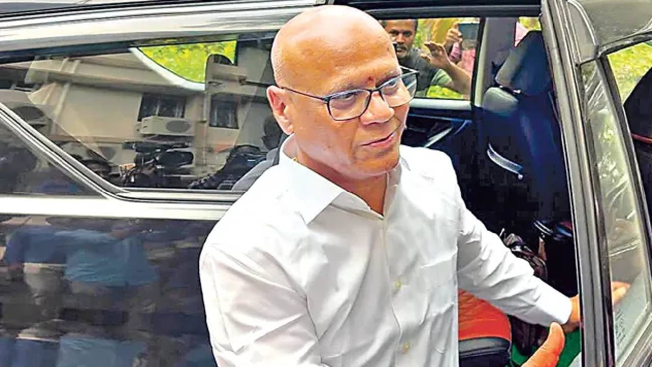Former TTD EO Dharma Reddy grilled by SIT for second consecutive day in ...