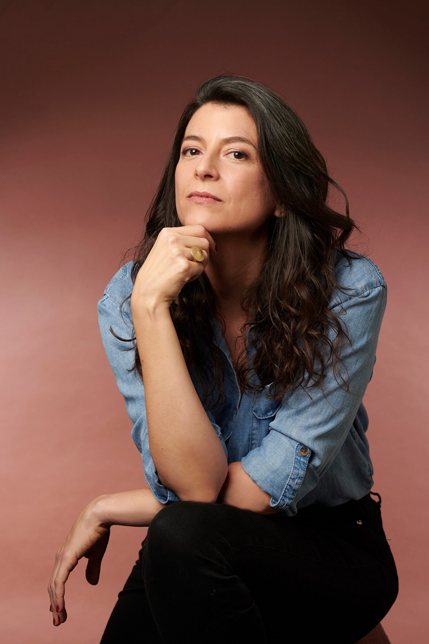 Samanta Schweblin "Proibir livros é matar a imaginação"