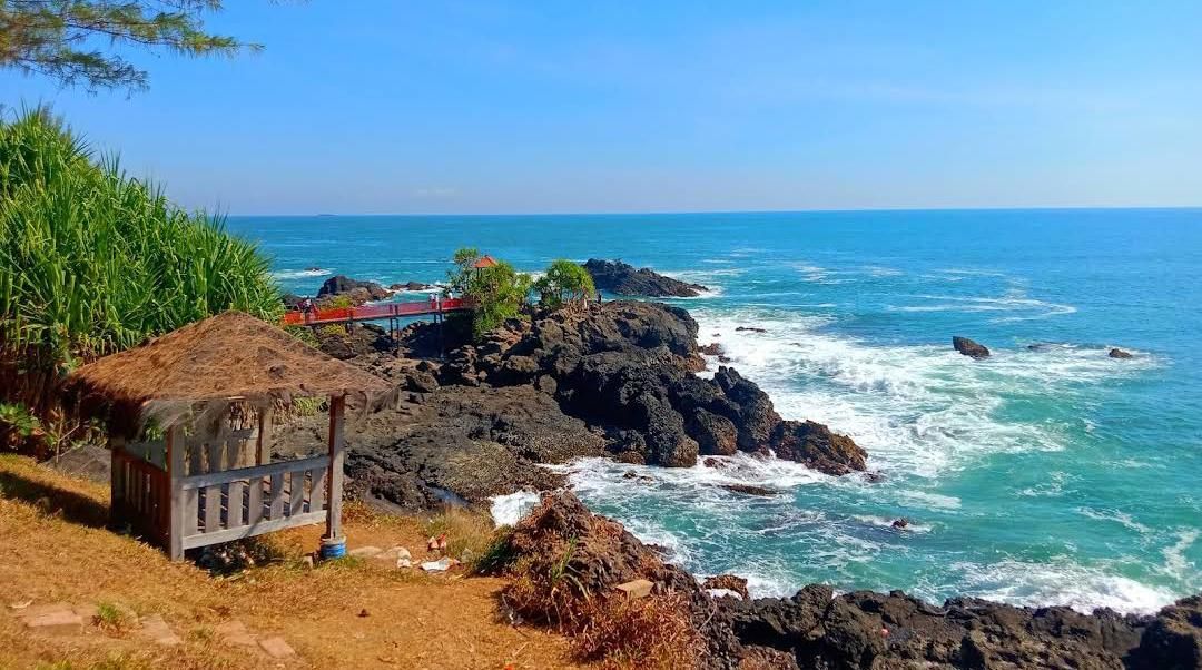 5 Destinasi Wisata Kebumen, Menikmati Keindahan Alam!