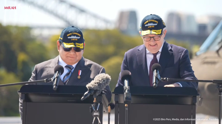 Saat Prabowo dan Albanese Coba Kapal Induk Terbesar Australia