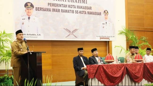 Pemkot Makassar Tanggung Iuran Jaminan Hari Tua Imam Masjid