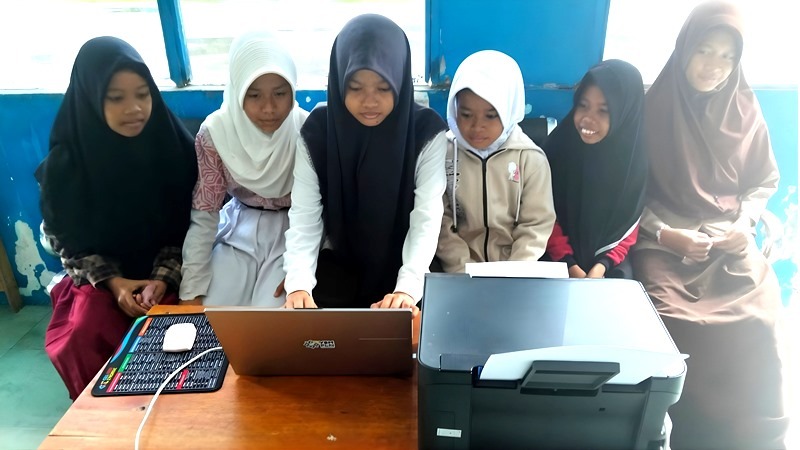 PLN Bawa Digital ke Panti Asuhan dan Ponpes Palangka Raya, Dorong Pendidikan Modern