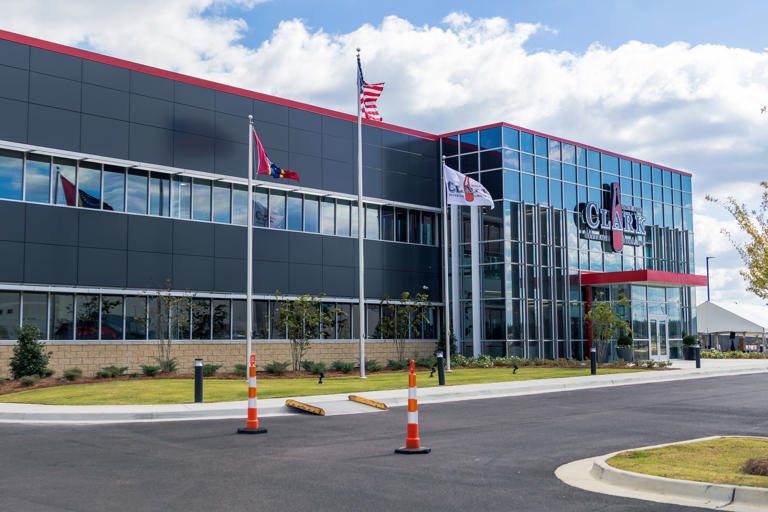 Clark Beverage opens facility in Canton