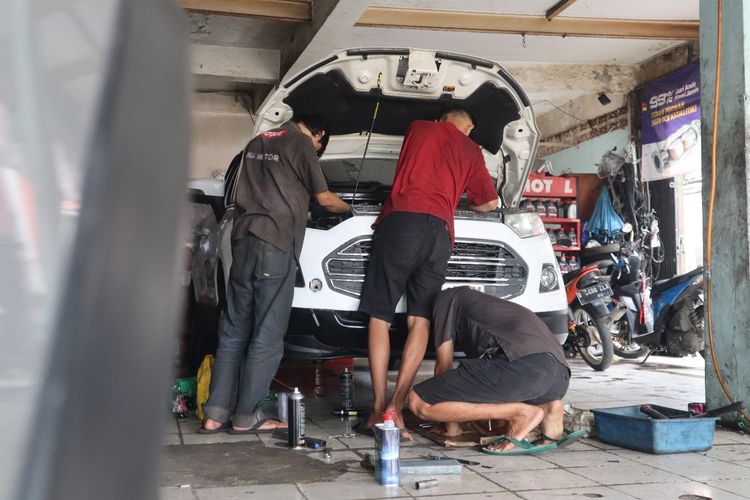 Biaya Perbaikan TCM Mobil Ford: Informasi Penting