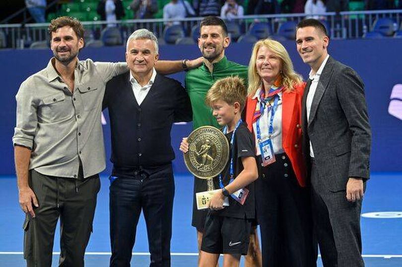Novak Djokovic realized he had to 'man up' quickly after father's  heartbreaking revelation