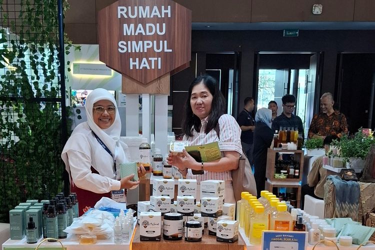 Dari Lebah, UMKM Pertamina Sukses Didik Tiga Anak Jadi Sarjana