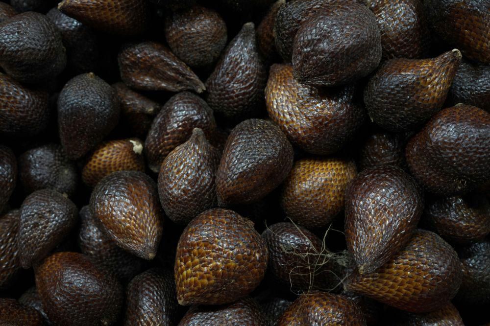 Jangan Sembarangan, Ini 7 Cara Menyimpan Buah Salak Agar Tidak Cepat Busuk
