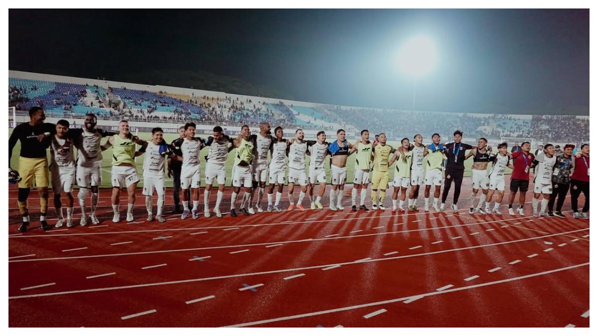 Perbandingan Ruang Ganti Persija dan Persib Saat Comeback Sukses