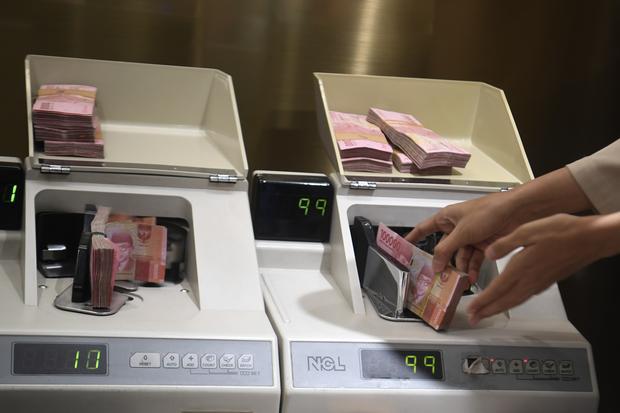 Rupiah Terancam Melemah, Analis Prediksi Rp 16.750 per Dolar AS