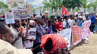 Pengunjukan Kantor DPRK Mimika, FIM-WP-KPK Sampaikan Tuntutan