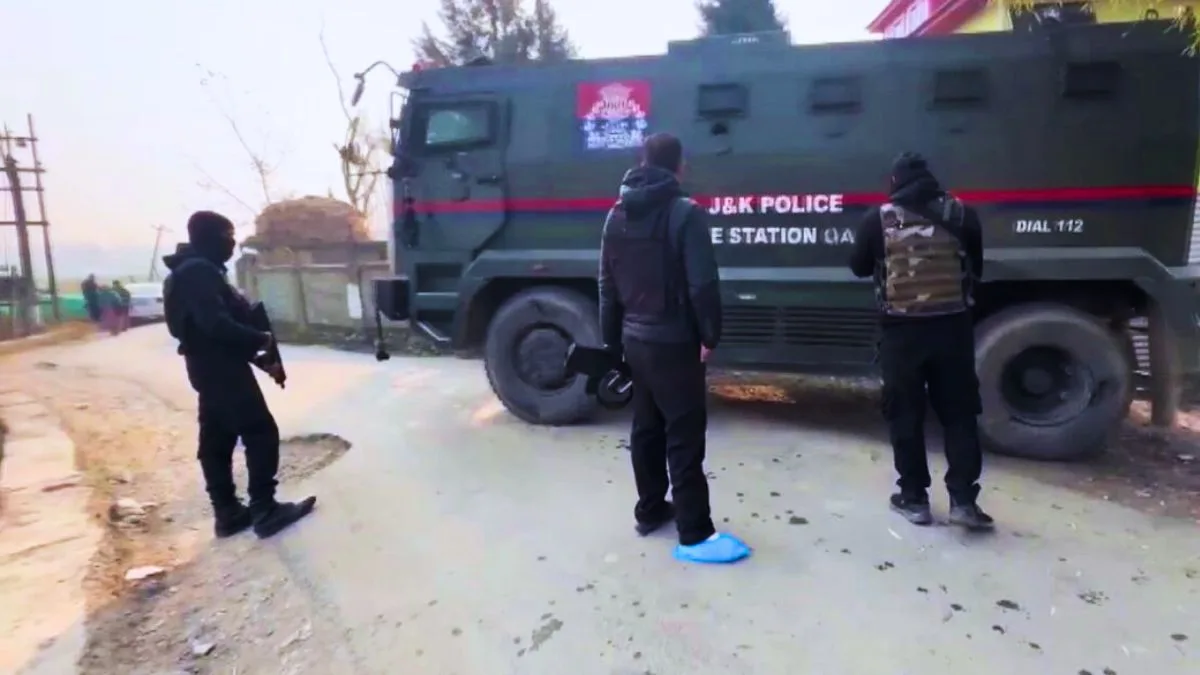 Massive crackdown in South Kashmir: Police launch fresh raids on Jamaat ...
