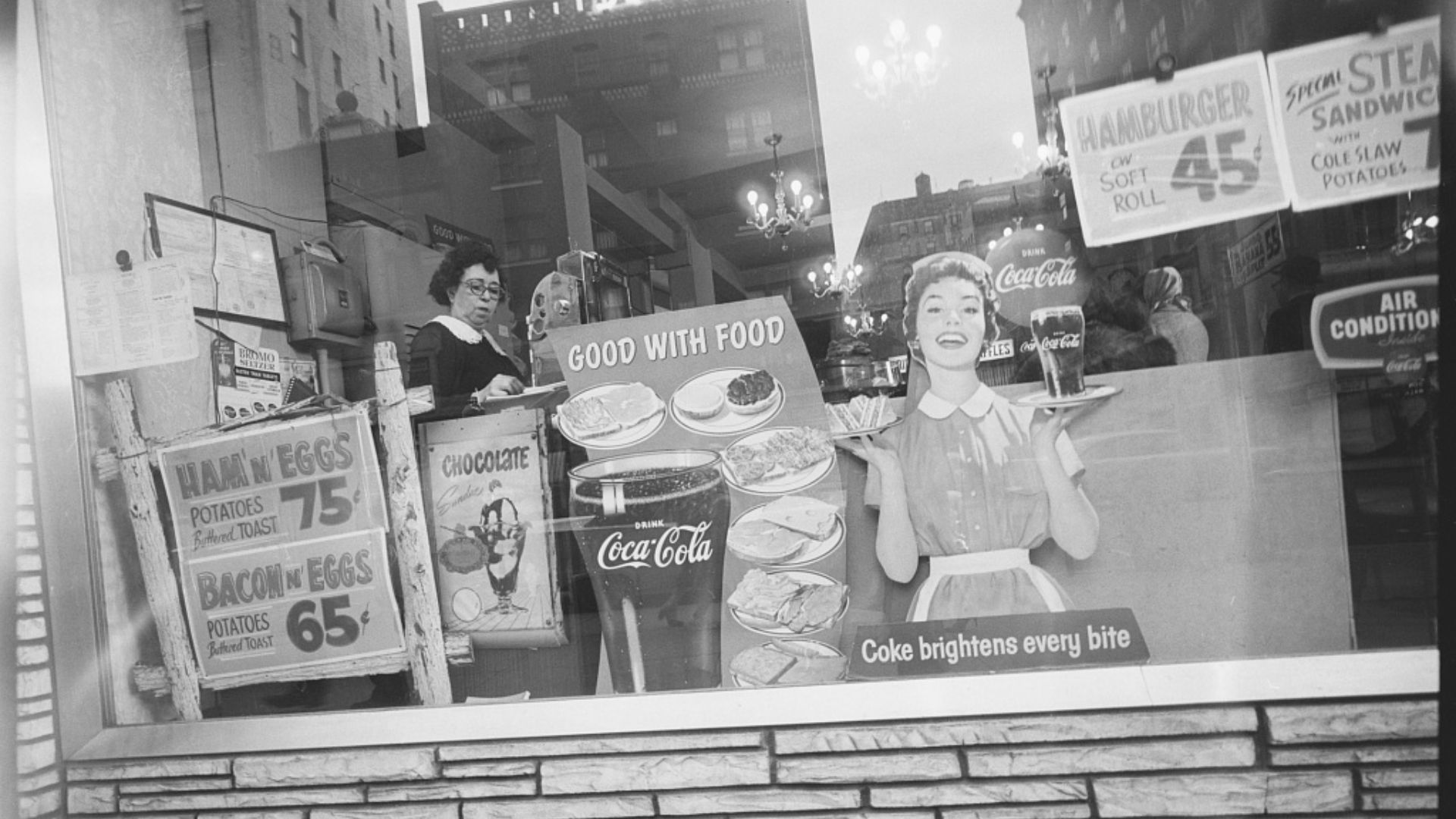 Diners Club issued the world’s first credit card in 1950. Today the ...